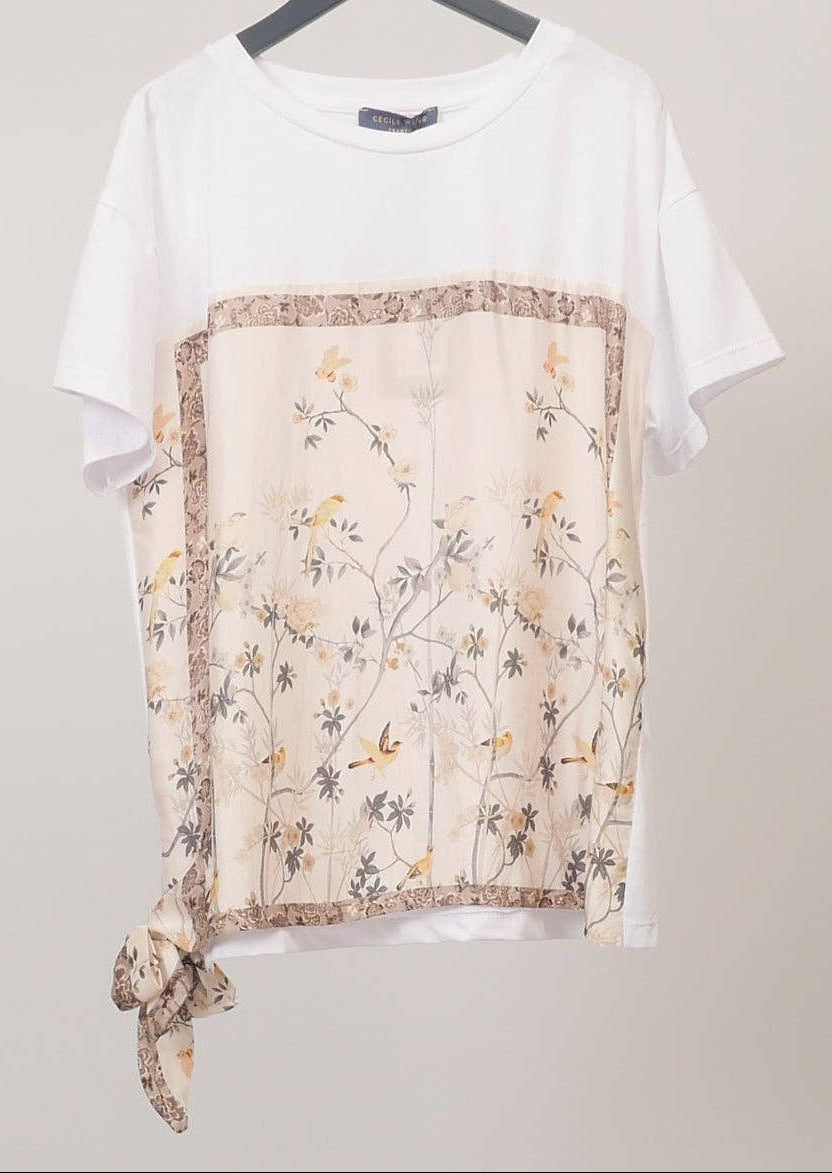 Bomulds-T-shirt med blomstret tørklædepanel KD8828-23 T-shirt Cécile Wang