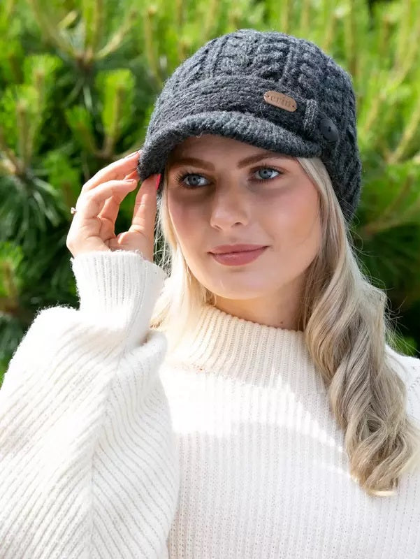 Erin Hue 100% uld med foer Aran cable med skygge
