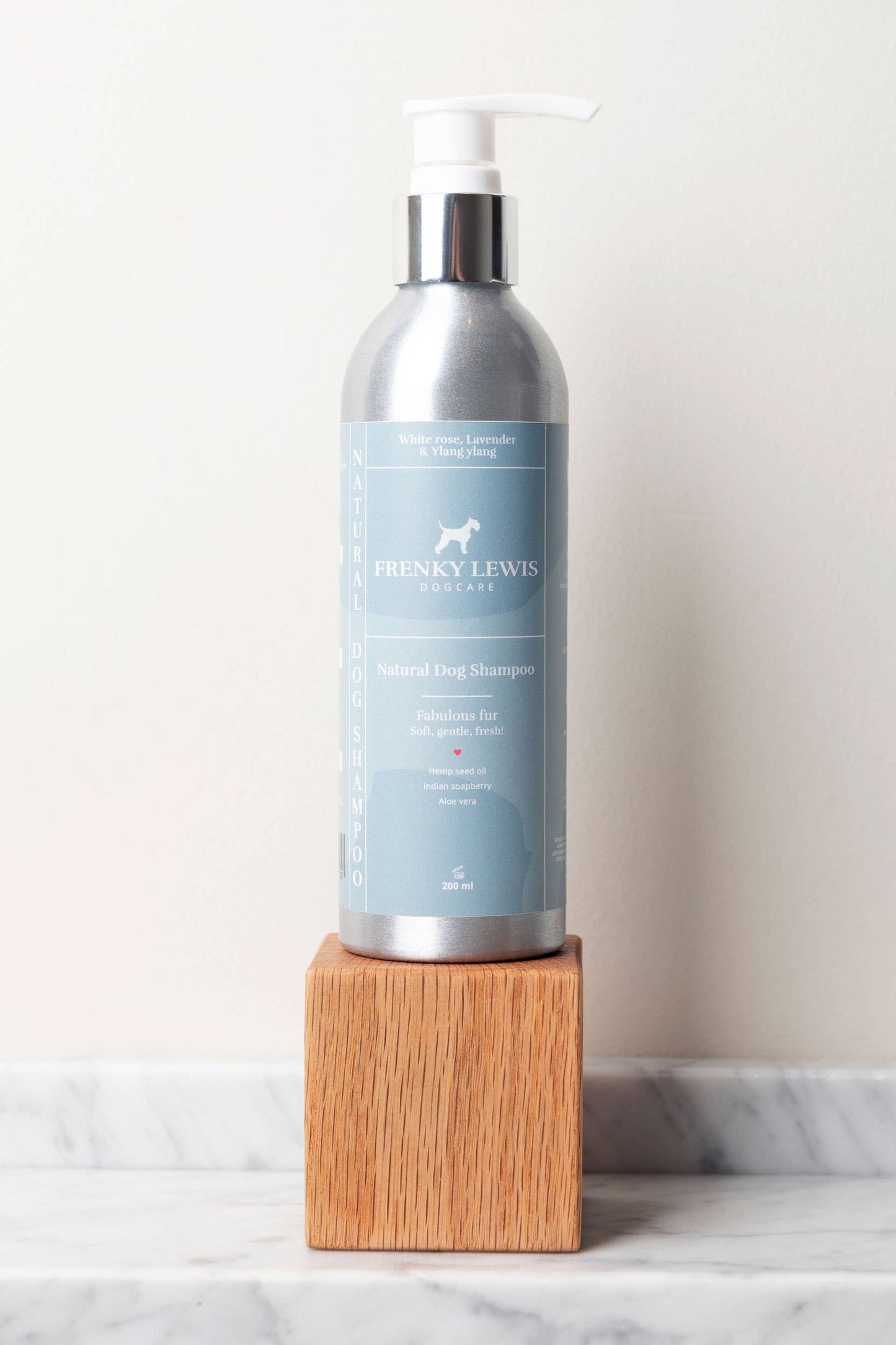 Hundeshampoo - 200ml - Hvid Rose, Lavendel, Ylang Ylang