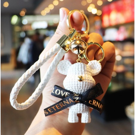 Hvid nøglering med klokke Sød bamse