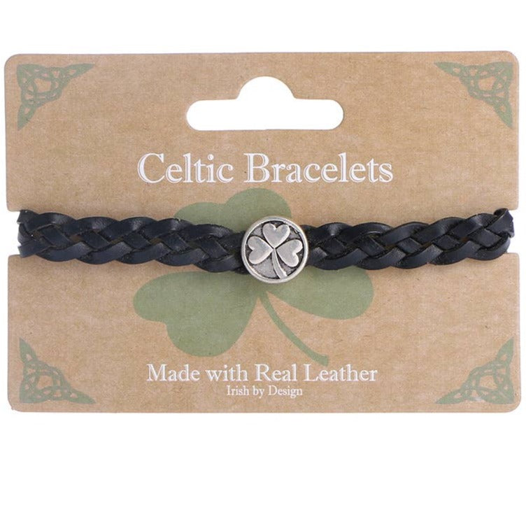Celtic armbånd i flettet læder sort med kløvervedhæng Celtic Ore Crafts