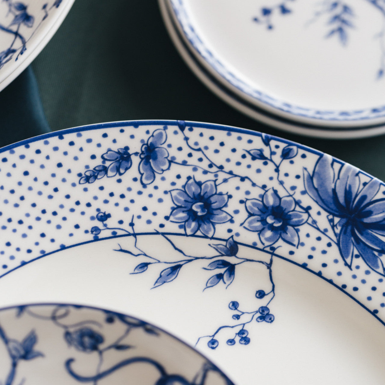 Middagstallerken med aber ø26,5 cm Heinen Delfts Blauw