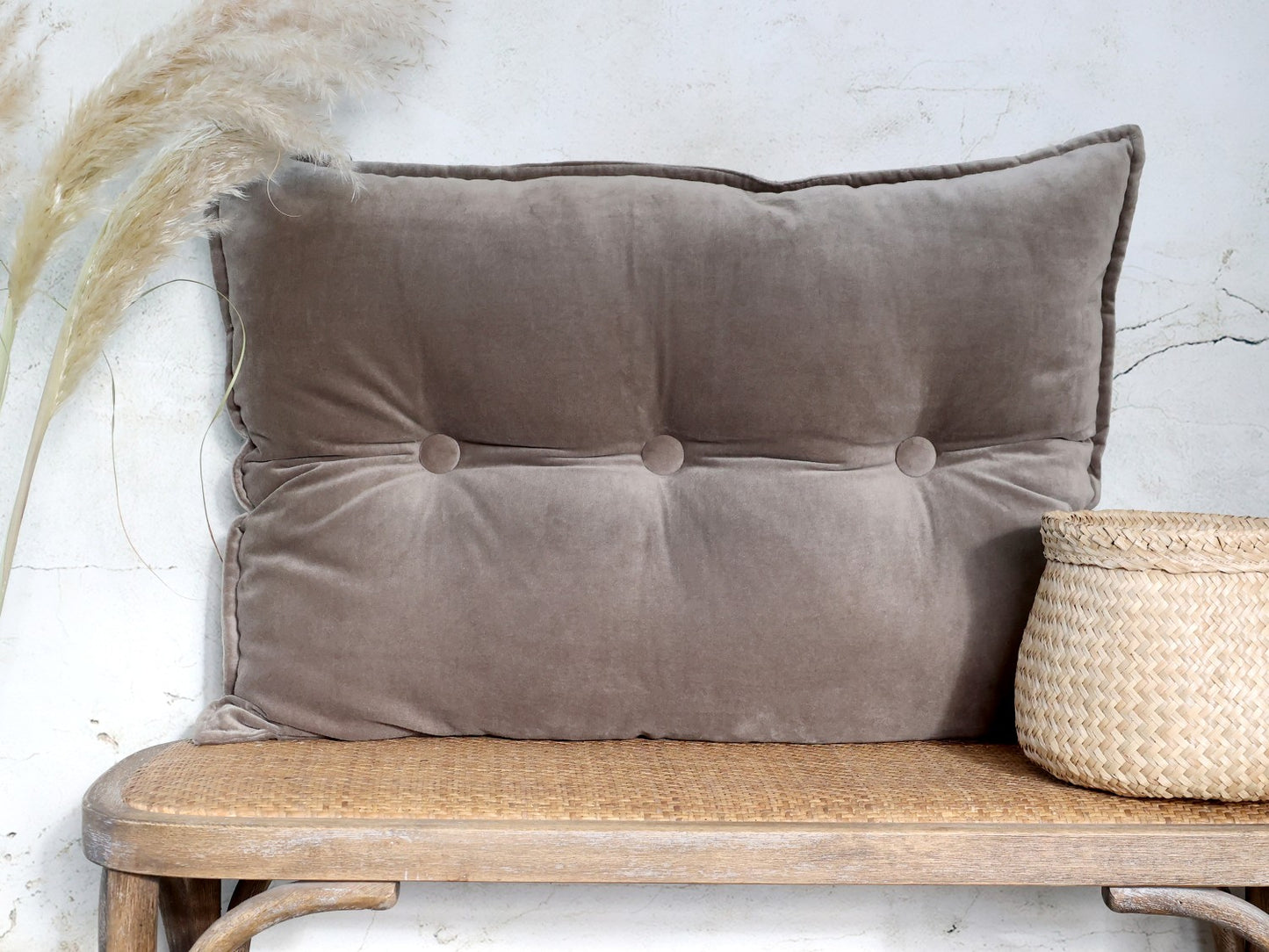 Pude velour med 3 knapper fra Chic Antique