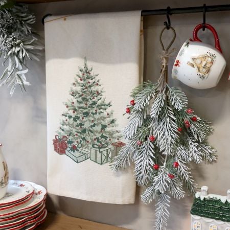 Viskestykke med juletræ og gaver – Nør – 70 x 50 cm | Aix