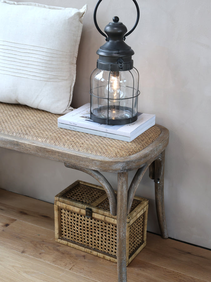 Fransk Staldlanterne med LED-pære og Timer - Chic Antique