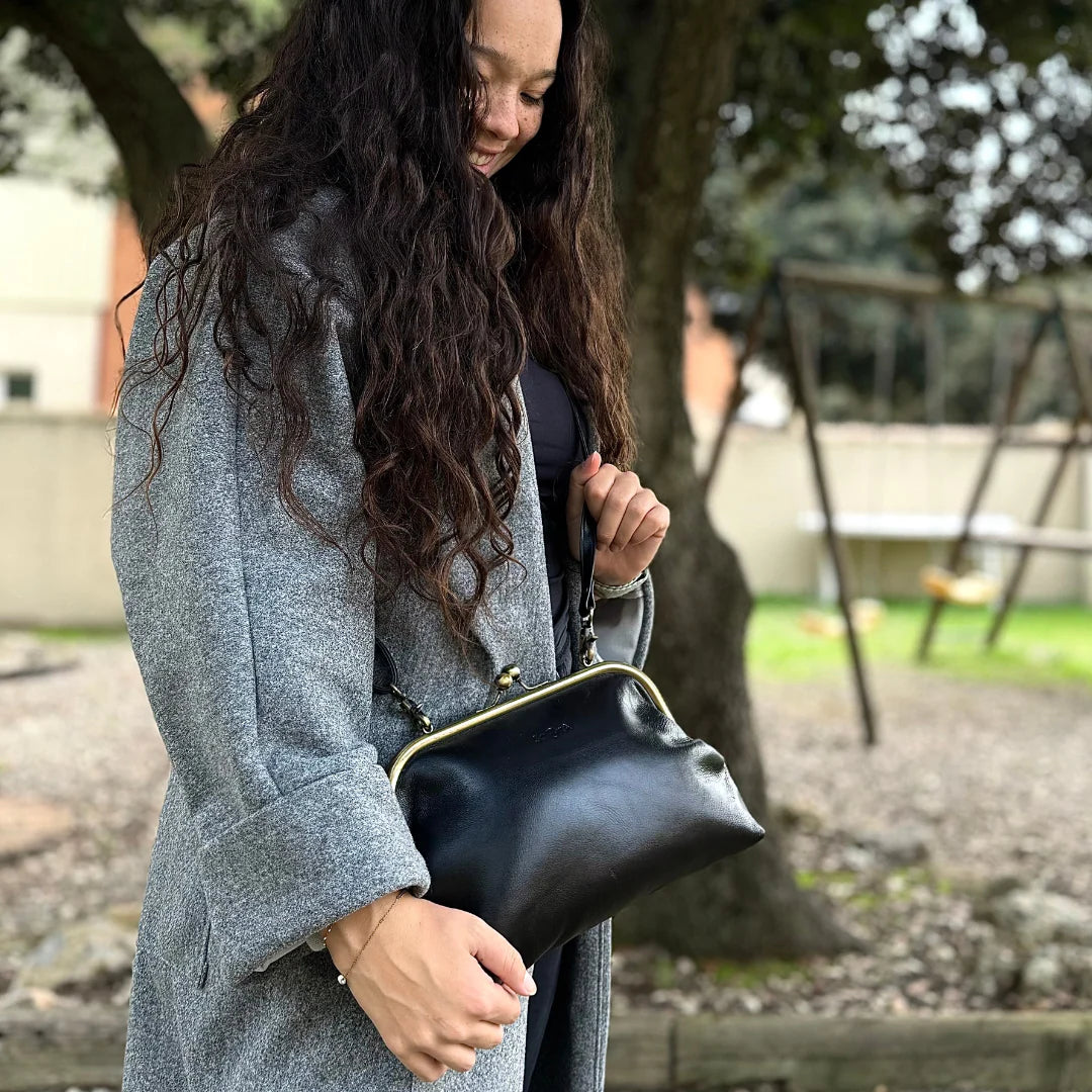 Patchi Saora Retro Læder Clutch - Stor Vintage Taske i Ægte Læder Saora