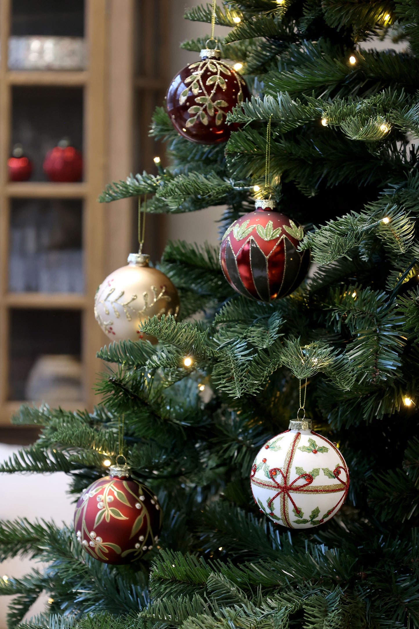 Julekugle med Sløjfe Hvid/Rød Ø8 cm - Chic Antique Chic Antique