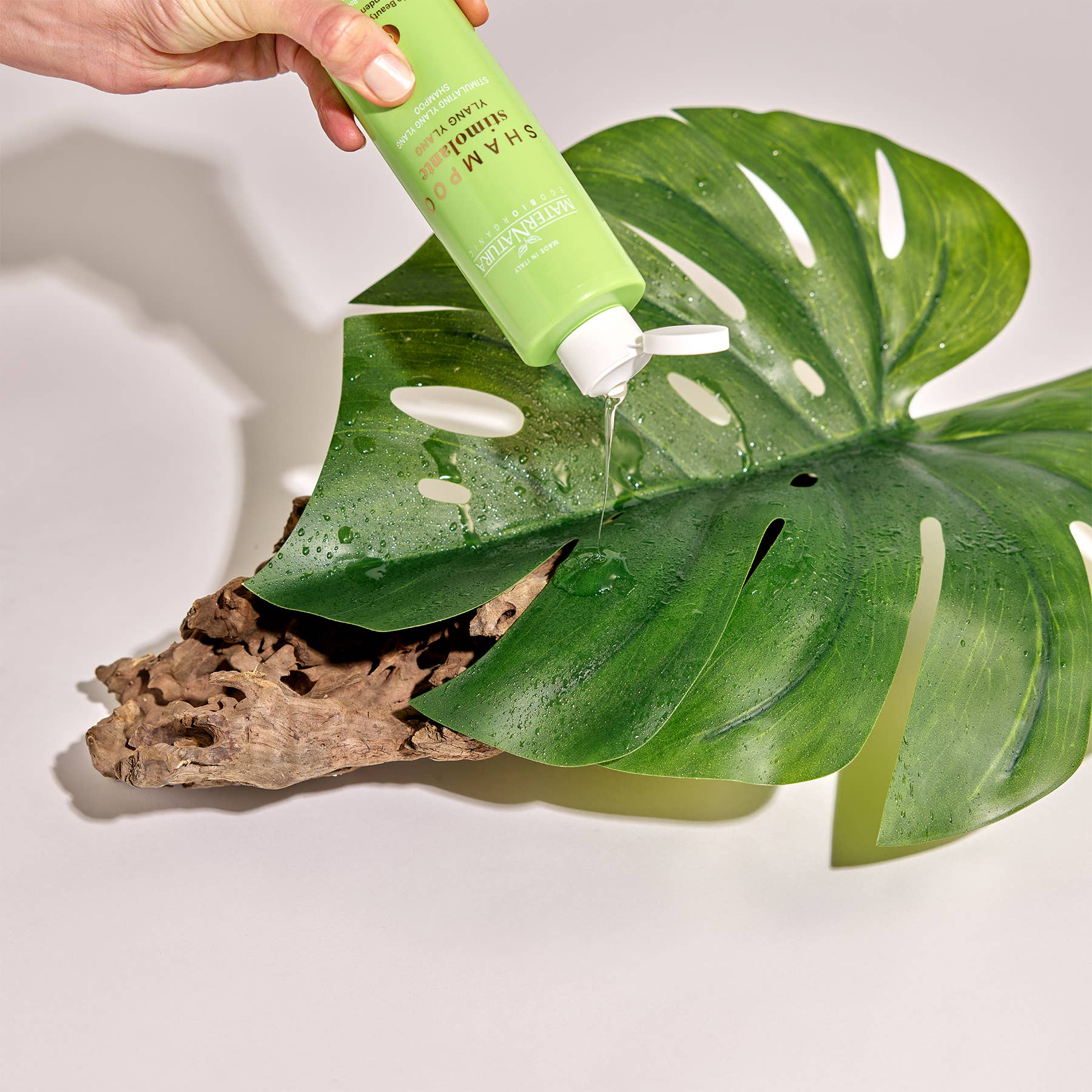 Stimulerende Ylang Ylang Shampoo 250ml – Mod Hårtab MaterNatura