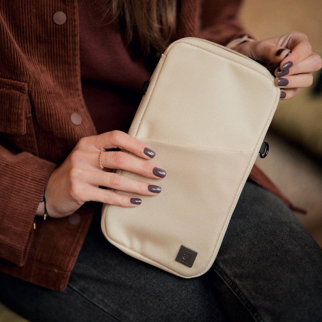 Rejseorganizer til Pas & Kort - RFID-Beskyttelse & Vandtæt | James Hawk Luggage & Bags James Hawk