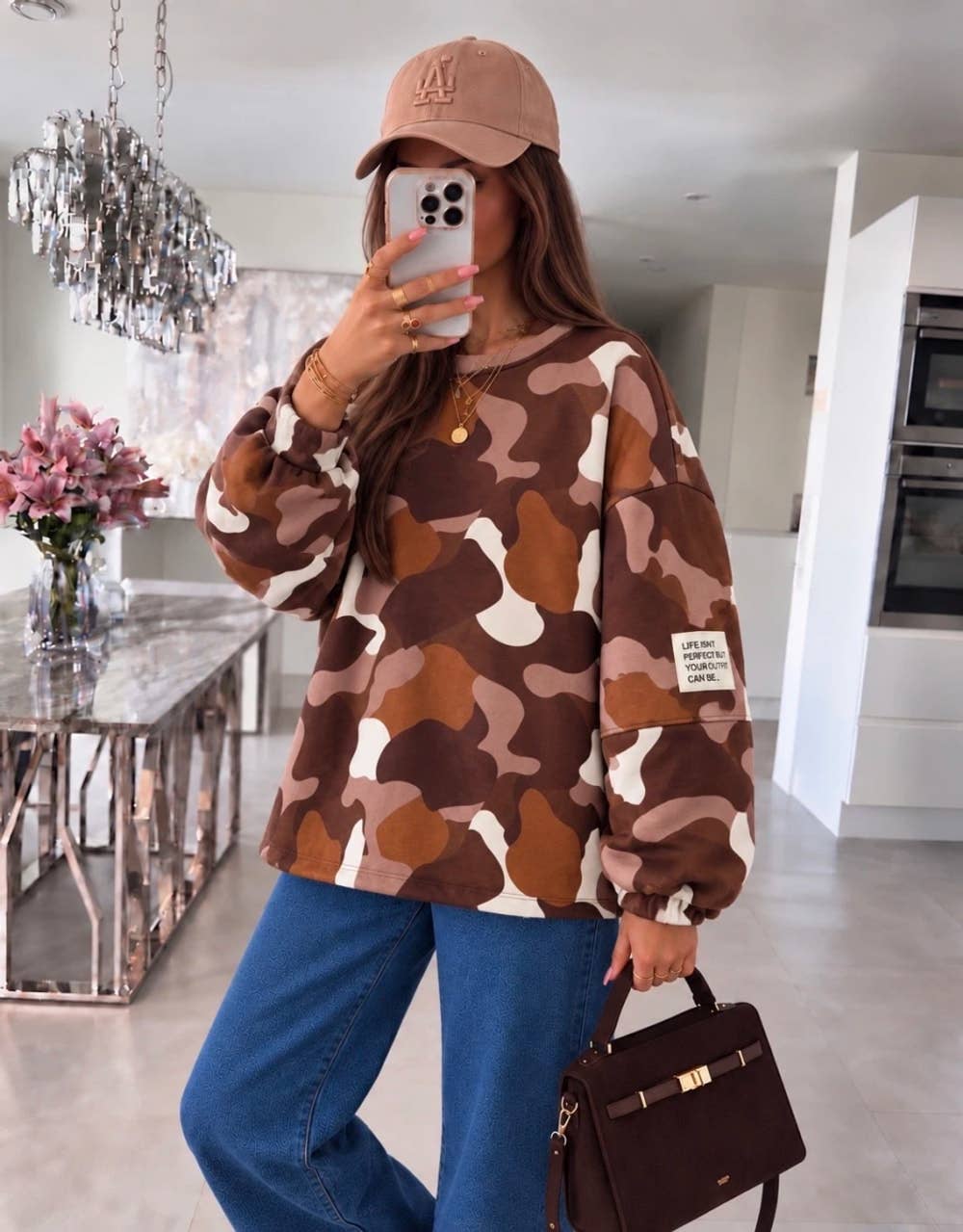 Oversize blank camouflagetrøje “Life Isn't Perfect” Army og brun