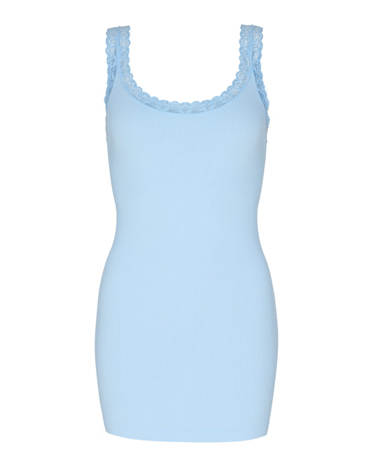 Frida Rib Top Plus – Blød Top med Blondekant i Store Størrelser Tim & Simonsen Azzurro