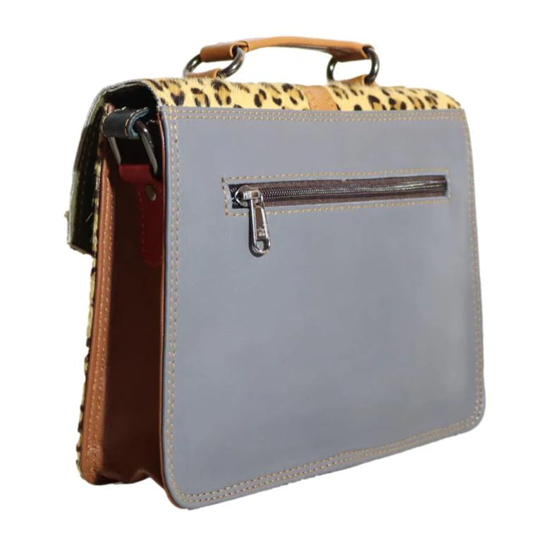 Skuldertaske Rita i genanvendt læder flere farver Saora