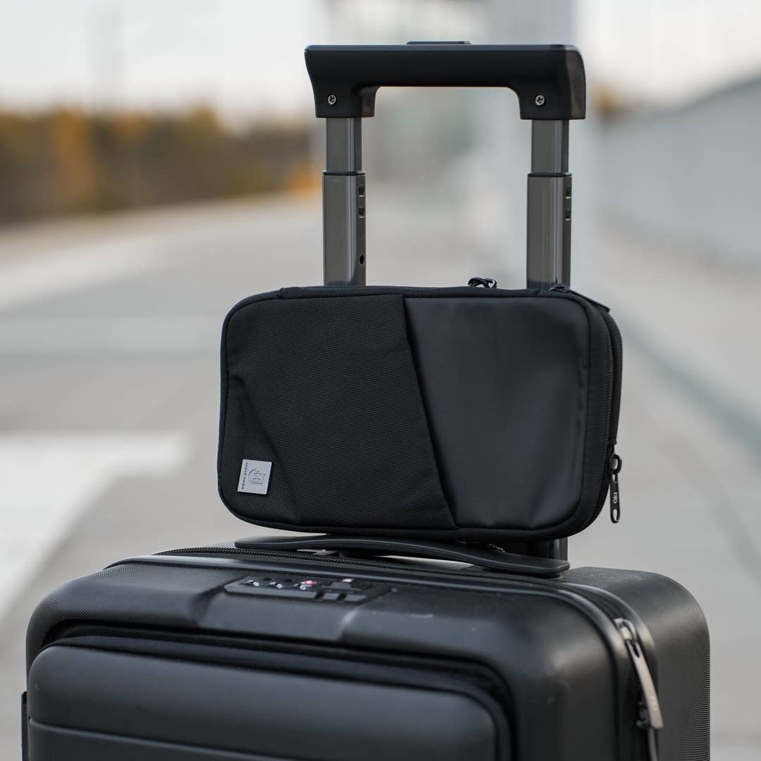 Rejseorganizer til Pas & Kort - RFID-Beskyttelse & Vandtæt | James Hawk Luggage & Bags James Hawk