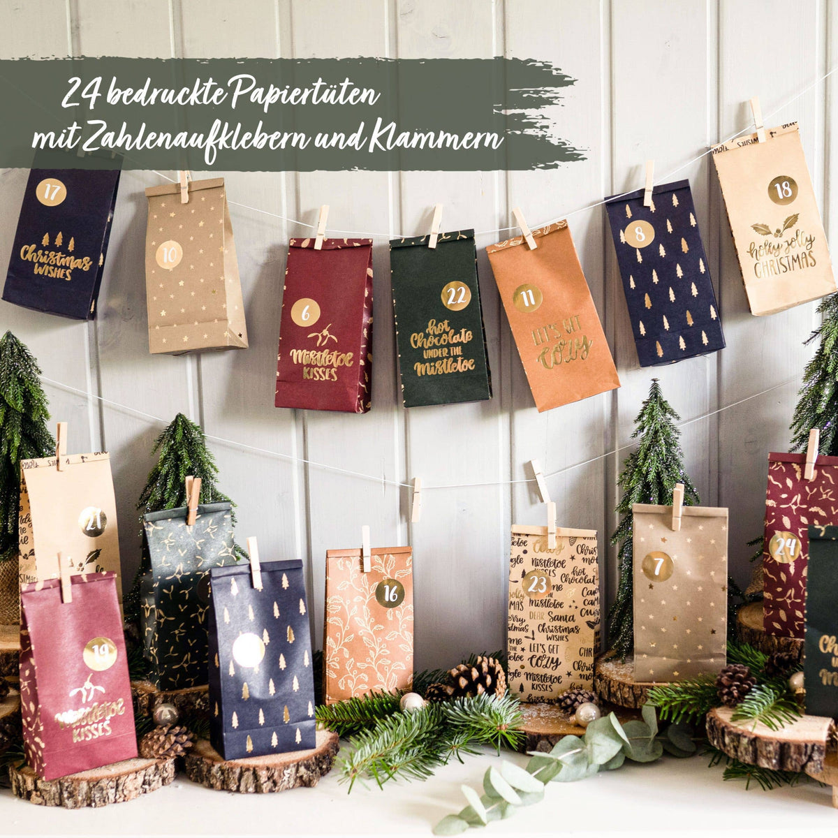Adventskalender med 24 papirposer – Guldtryk og talklistermærker | Papierdrachen Juledekoration Papierdrachen
