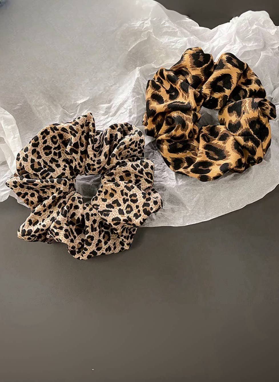 Leopard Scrunchie BYREN | ÉLINE L'ATELIER