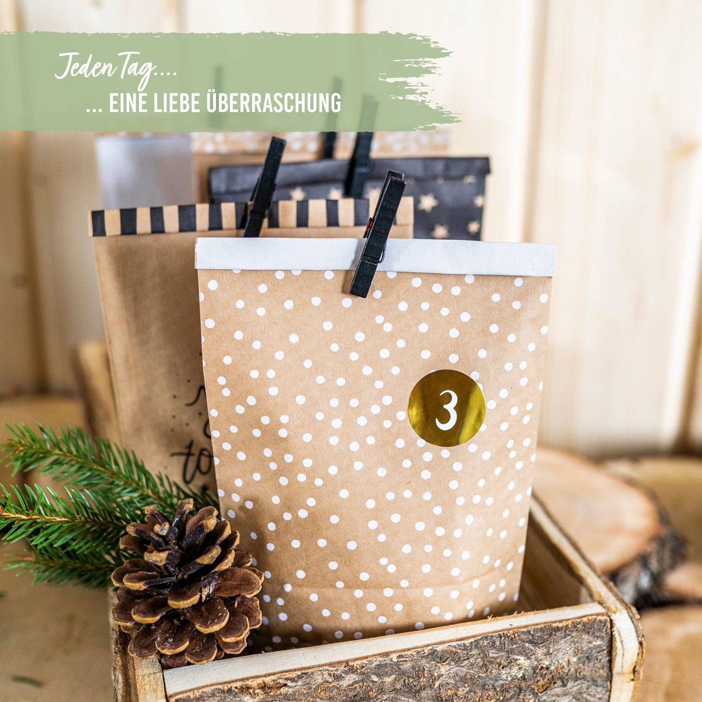 Gør-det-selv adventskalender – Holy Night – 24 brune kraftposer med træklemmer | Papierdrachen Højtidspynt Papierdrachen