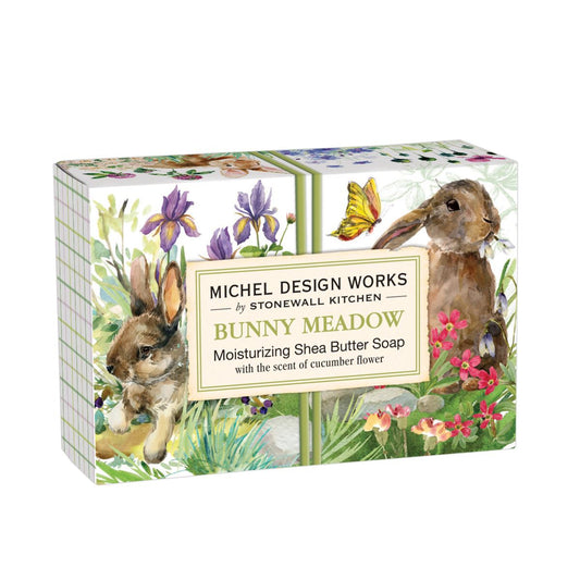 Hånd og badesæbe i box Bunny Meadow Michel Design Works
